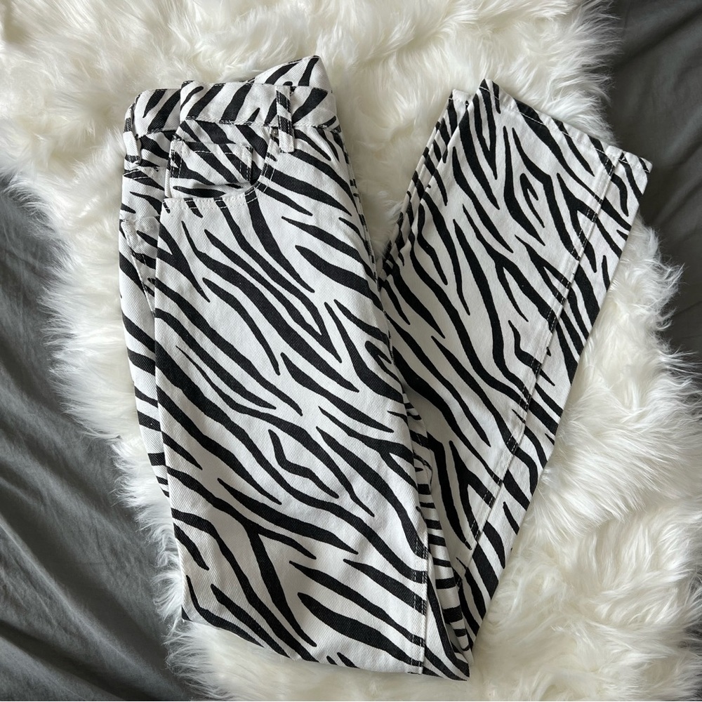 Pacsun zebra dad jeans! Size 26